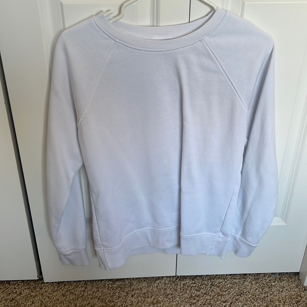 White crewneck small